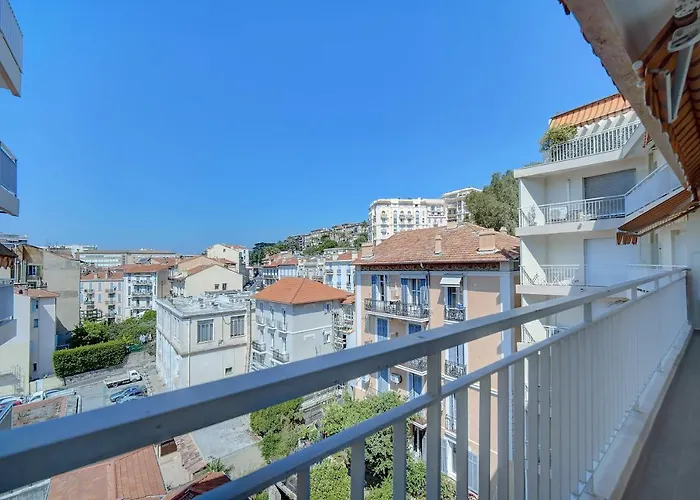 Lägenhet 2 Room In Center Very Comfortable With Wi Fi Cannes