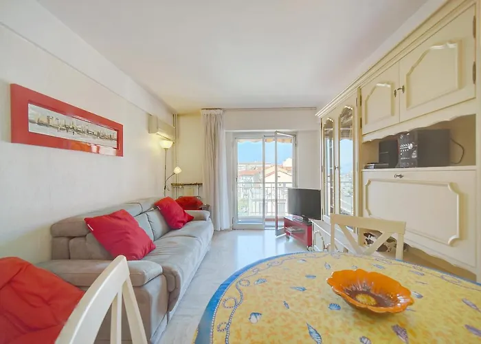 2 Room In Center Very Comfortable With Wi Fi Daire