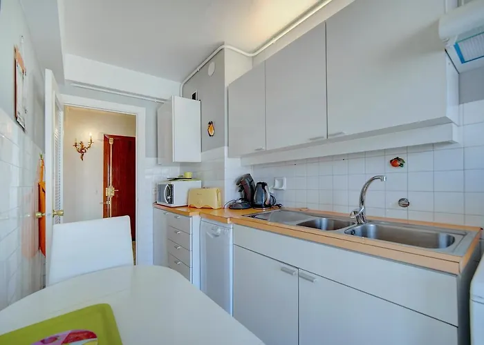 2 Room In Center Very Comfortable With Wi Fi Daire *